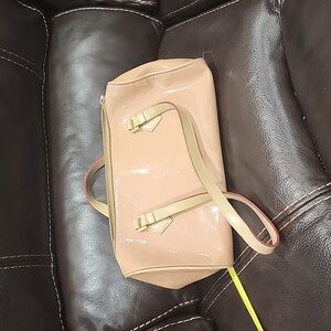 ARCADIA PATENT LEATHER PURSE